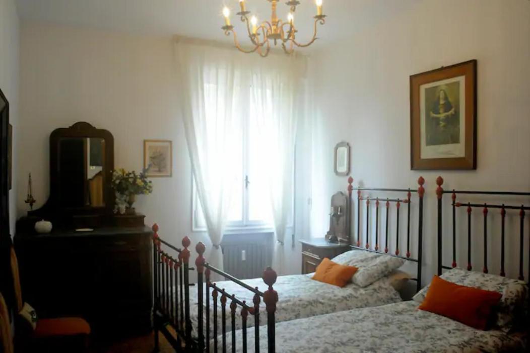 Appartement Charming Flat With Terrace Over The Canal à Venise Extérieur photo